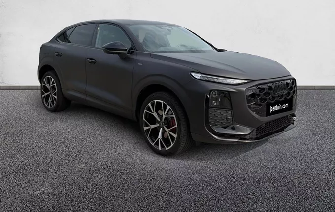 AUDI Q3 Sportback e-hybrid 272 ch S tronic 6 S line extérieur trois quart avant droit 9383