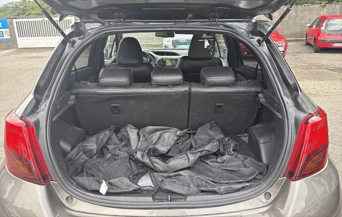 TOYOTA YARIS Hybride 100h Collection photo 10 213491