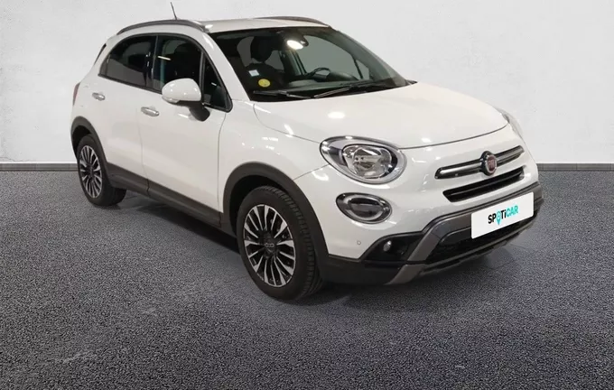 FIAT 500 X 1.6 Multijet 130 ch Cross extérieur trois quart avant droit 946175