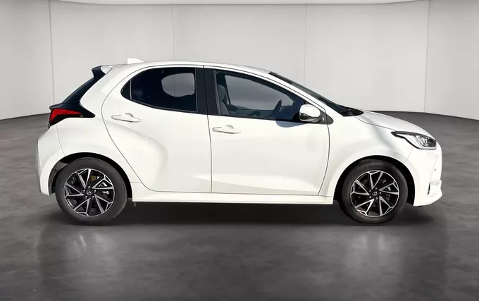 TOYOTA YARIS Hybride 116h Design extérieur côté droit 1103913