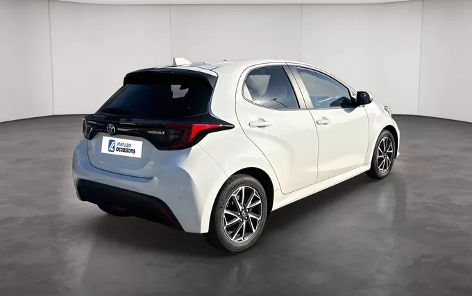 TOYOTA YARIS Hybride 116h Design extérieur trois quart arrière droit 1103913