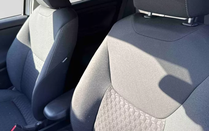 TOYOTA YARIS Hybride 116h Design photo 11 1103913