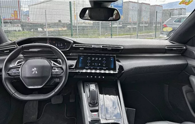 PEUGEOT 508 SW BlueHDi 130 ch S&S EAT8 Allure Pack extérieur trois quart avant droit 212899