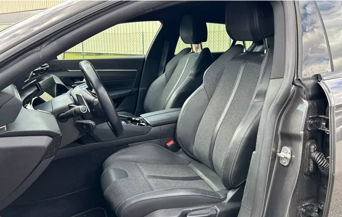 PEUGEOT 508 SW BlueHDi 130 ch S&S EAT8 Allure Pack extérieur trois quart arrière droit 212899