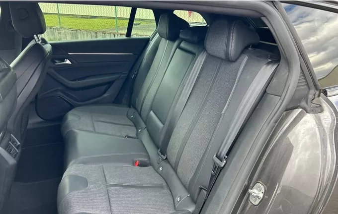 PEUGEOT 508 SW BlueHDi 130 ch S&S EAT8 Allure Pack extérieur arrière 212899