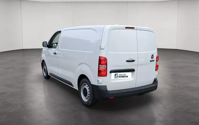FIAT SCUDO FOURGON 1.5 MULTIJET 120 STANDARD PRO LOUNGE extérieur trois quart arrière gauche 106347