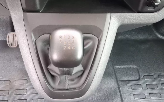 FIAT SCUDO FOURGON 1.5 MULTIJET 120 STANDARD PRO LOUNGE photo 13 106347