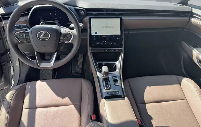 LEXUS LBX 2WD Elegant photo 18 1103213