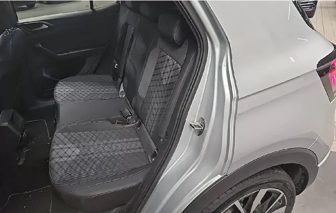 VOLKSWAGEN T-CROSS 1.0 TSI 116 Start/Stop DSG7 R-Line Edition extérieur arrière 2126689