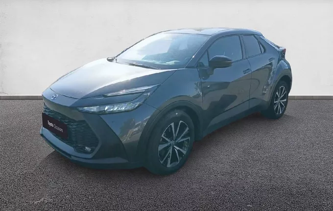 TOYOTA C-HR Hybride Rechargeable 225 Design extérieur trois quart avant gauche 1103761