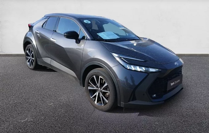 TOYOTA C-HR Hybride Rechargeable 225 Design extérieur trois quart avant droit 1103761