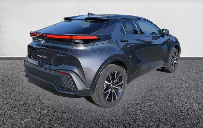 TOYOTA C-HR Hybride Rechargeable 225 Design extérieur trois quart arrière droit 1103761