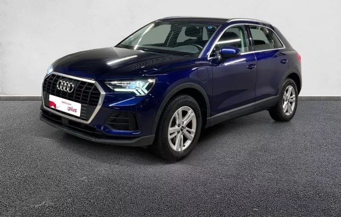 AUDI Q3 45 TFSIe 245 ch S tronic 6 Business line extérieur trois quart avant gauche 2126262