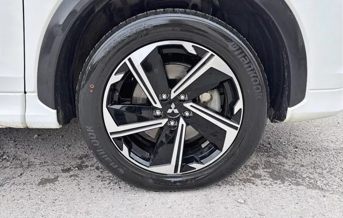 MITSUBISHI ECLIPSE CROSS MY21 Eclipse Cross 2.4 MIVEC PHEV Twin Motor 4WD Intense photo 9 560435