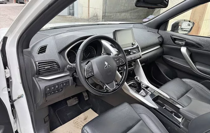 MITSUBISHI ECLIPSE CROSS MY21 Eclipse Cross 2.4 MIVEC PHEV Twin Motor 4WD Intense photo 11 560435