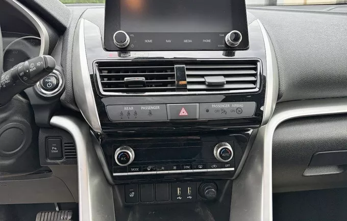 MITSUBISHI ECLIPSE CROSS MY21 Eclipse Cross 2.4 MIVEC PHEV Twin Motor 4WD Intense photo 14 560435