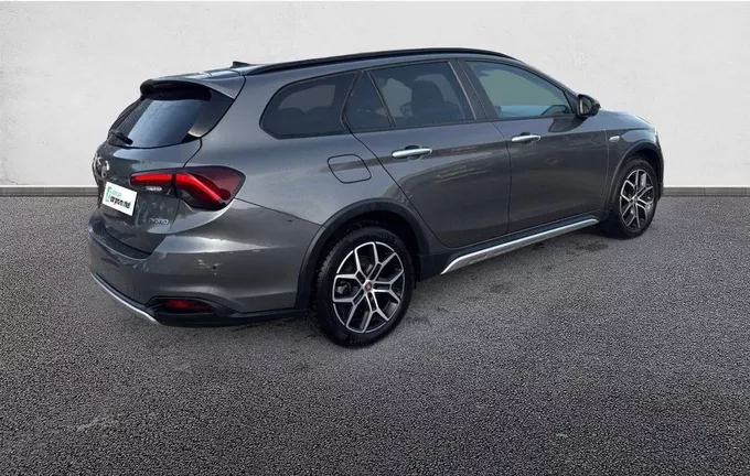 FIAT TIPO Cross 5 Portes 1.5 Firefly Turbo 130 ch S&S DCT7 Hybrid (RED) extérieur avant 3013573