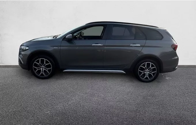FIAT TIPO Cross 5 Portes 1.5 Firefly Turbo 130 ch S&S DCT7 Hybrid (RED) extérieur trois quart arrière gauche 3013573