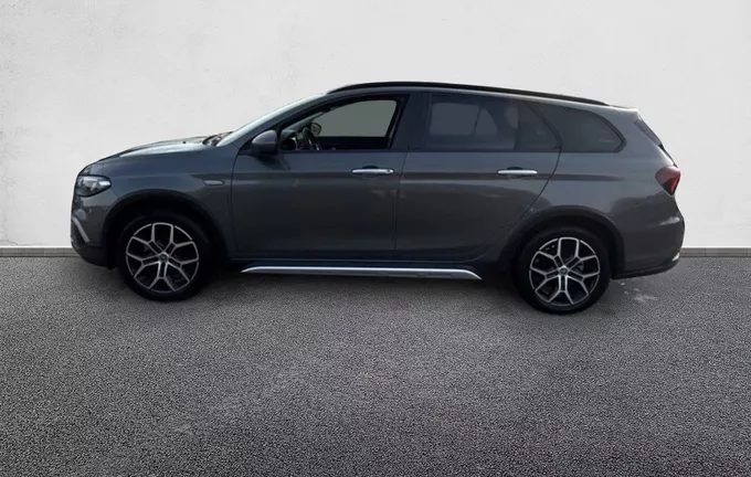FIAT TIPO Cross 5 Portes 1.5 Firefly Turbo 130 ch S&S DCT7 Hybrid (RED) extérieur trois quart arrière gauche 3013573
