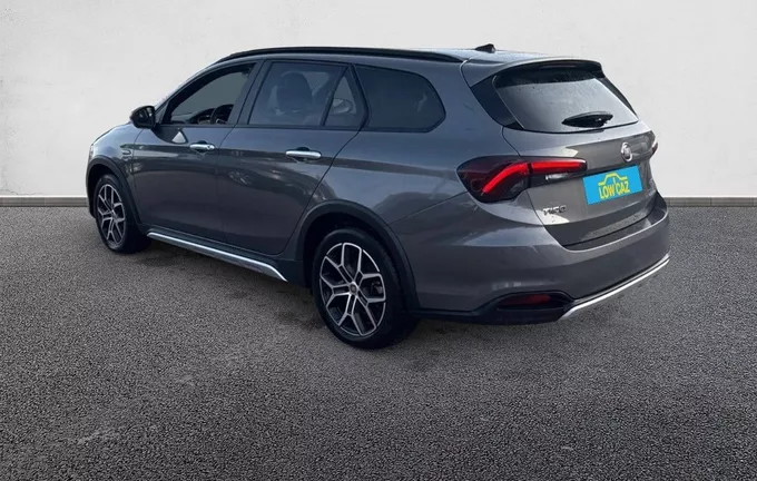 FIAT TIPO Cross 5 Portes 1.5 Firefly Turbo 130 ch S&S DCT7 Hybrid (RED) photo 11 3013573