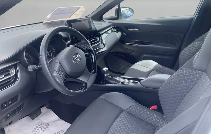 TOYOTA C-HR Hybride 1.8L Design photo 11 1103415