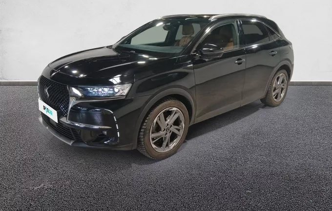 DS DS7 CROSSBACK Hybride E-Tense 300 EAT8 4x4 Rivoli extérieur trois quart avant gauche 945445