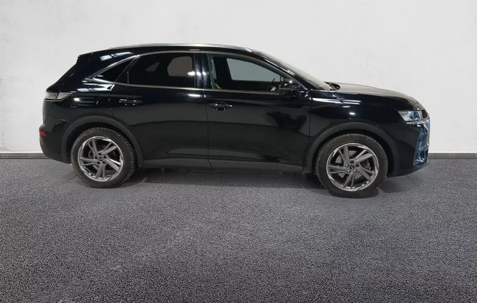 DS DS7 CROSSBACK Hybride E-Tense 300 EAT8 4x4 Rivoli extérieur côté droit 945445