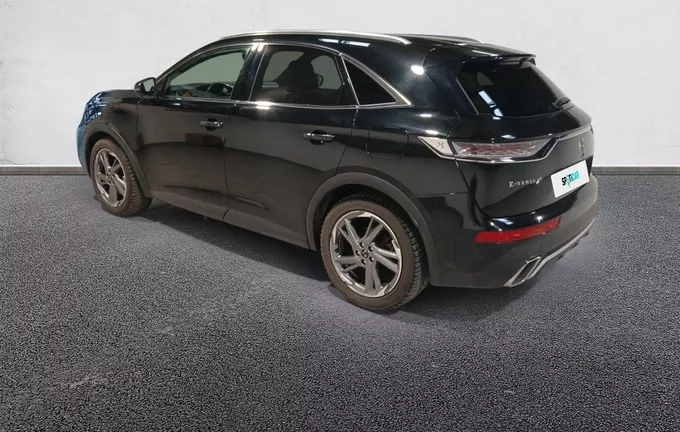 DS DS7 CROSSBACK Hybride E-Tense 300 EAT8 4x4 Rivoli extérieur trois quart arrière gauche 945445