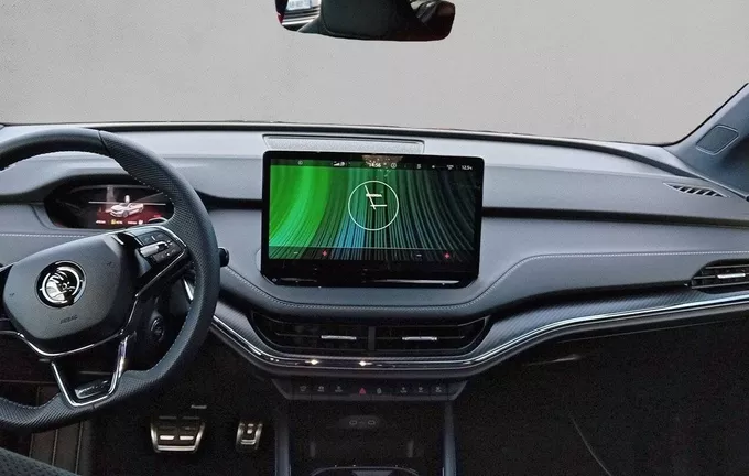 SKODA ENYAQ iV 60 Sportline photo 18 2460