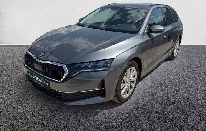 SKODA OCTAVIA Combi 1.5 TSI Hybrid 150 ch ACT DSG7 Selection extérieur trois quart avant gauche 2128418