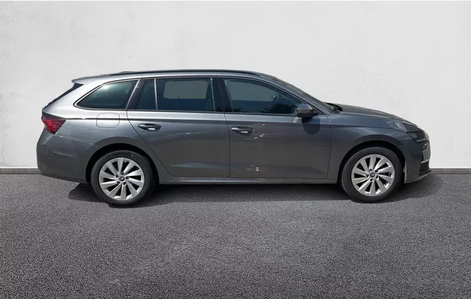 SKODA OCTAVIA Combi 1.5 TSI Hybrid 150 ch ACT DSG7 Selection extérieur côté droit 2128418