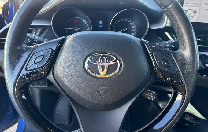 TOYOTA C-HR Hybride 122h Dynamic photo 12 1103654