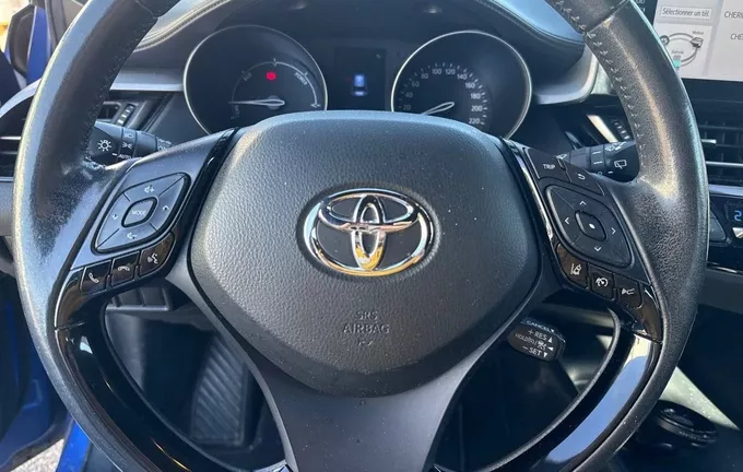 TOYOTA C-HR Hybride 122h Dynamic photo 12 1103654