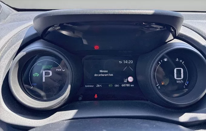 TOYOTA YARIS CROSS Hybride 116h AWD-i Design photo 19 1103317