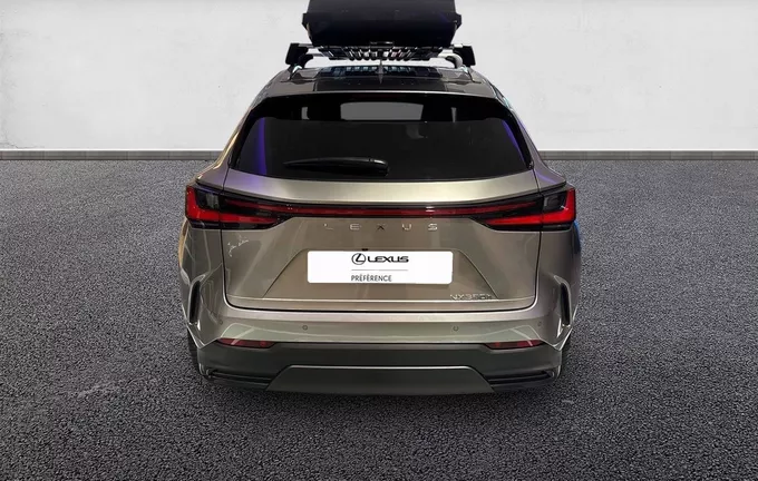 LEXUS NX 350h 2WD Hybride Match Point extérieur arrière 190858