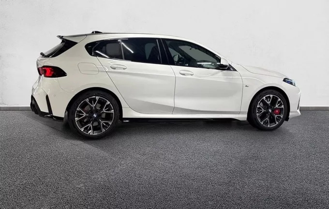 BMW SERIE 1 123 xDrive 218 ch DKG7 M Sport extérieur côté droit 2129637