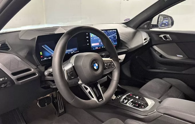 BMW SERIE 1 123 xDrive 218 ch DKG7 M Sport photo 11 2129637