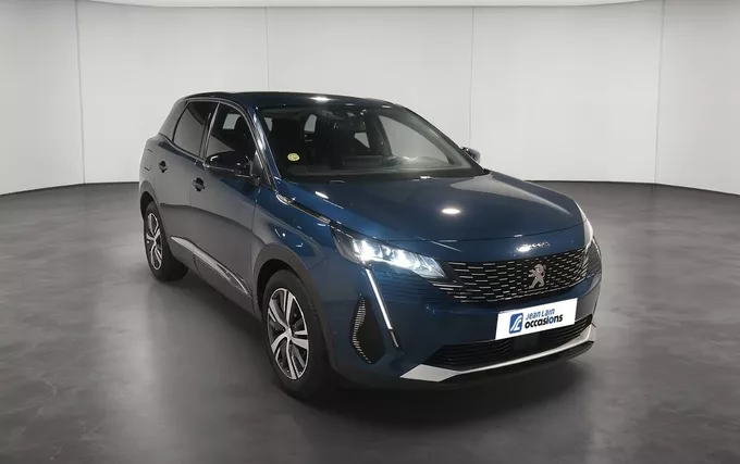 PEUGEOT 3008 BlueHDi 130ch S&S EAT8 Allure Pack extérieur trois quart avant droit 946676