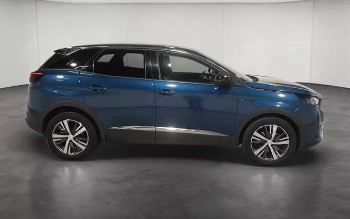 PEUGEOT 3008 BlueHDi 130ch S&S EAT8 Allure Pack extérieur côté droit 946676