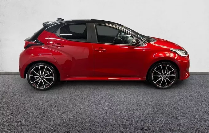 TOYOTA YARIS Hybride 116h GR Sport extérieur côté droit 1103717