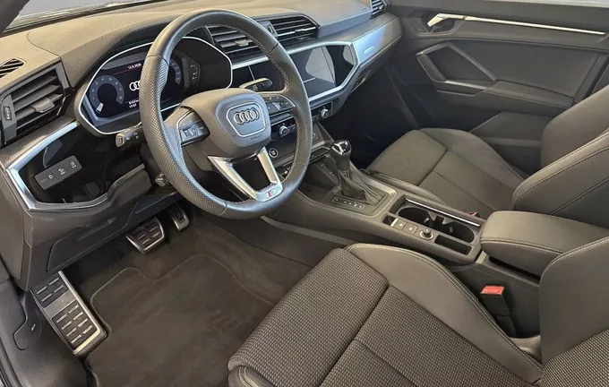 AUDI Q3 35 TFSI 150 ch S tronic 7 S line photo 11 2131621