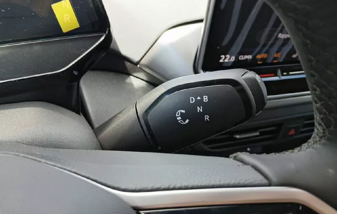 VOLKSWAGEN ID.4 286 ch Pro 4Motion Life Max photo 13 6515