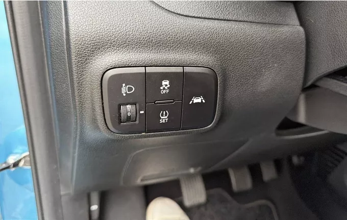 HYUNDAI I10 1.0 67 ECO Initia photo 18 213530