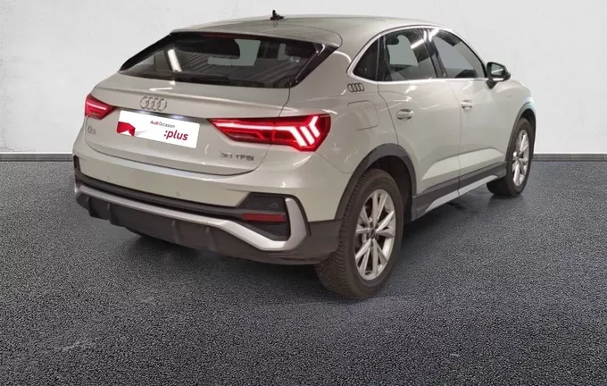 AUDI Q3 Sportback 35 TFSI 150 ch S line extérieur trois quart arrière droit 2128318