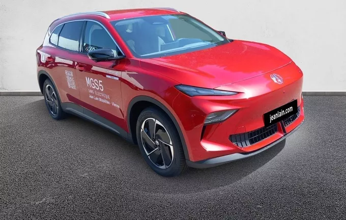 MG MGS5 EV 64kWh - 170 kW 2WD Luxury extérieur trois quart avant droit 9378