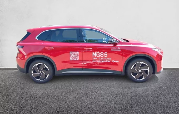 MG MGS5 EV 64kWh - 170 kW 2WD Luxury extérieur côté droit 9378