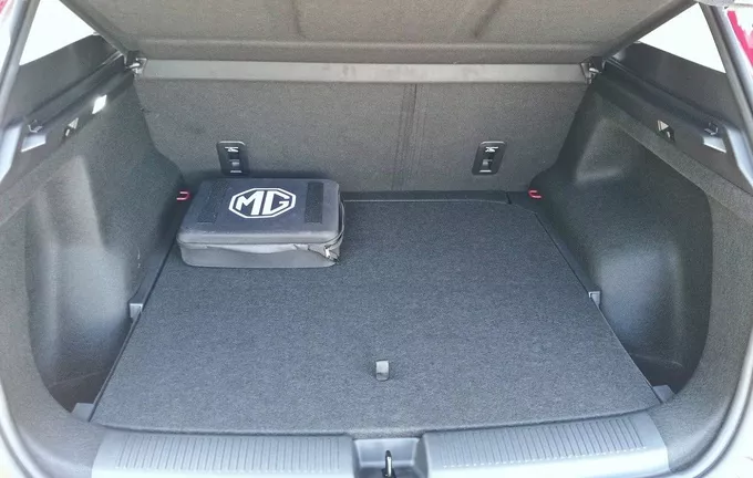 MG MGS5 EV 64kWh - 170 kW 2WD Luxury photo 10 9378