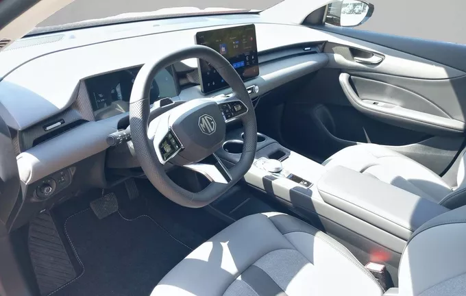MG MGS5 EV 64kWh - 170 kW 2WD Luxury photo 11 9378