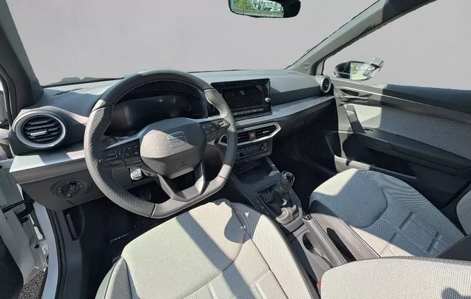 SEAT ARONA 1.0 TSI 95 ch Start/Stop BVM5 FR photo 11 1580