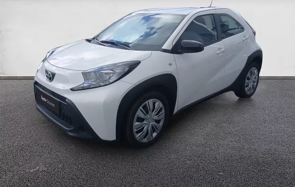 TOYOTA AYGO X 1.0 VVT-i 72 Dynamic JTDAGNAC400041897